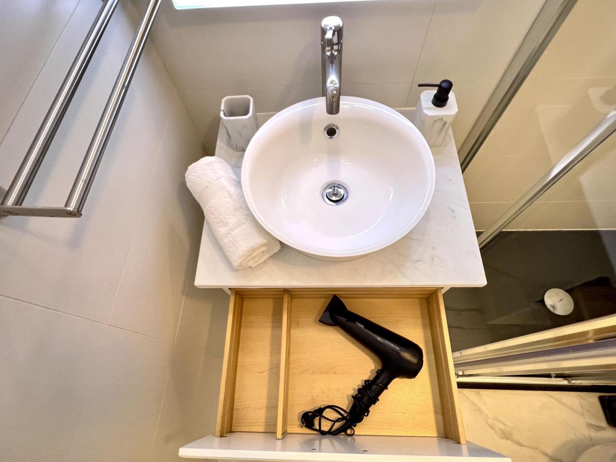 Apartment In The Heart Of Madrid-Piso En Malasana Exterior foto
